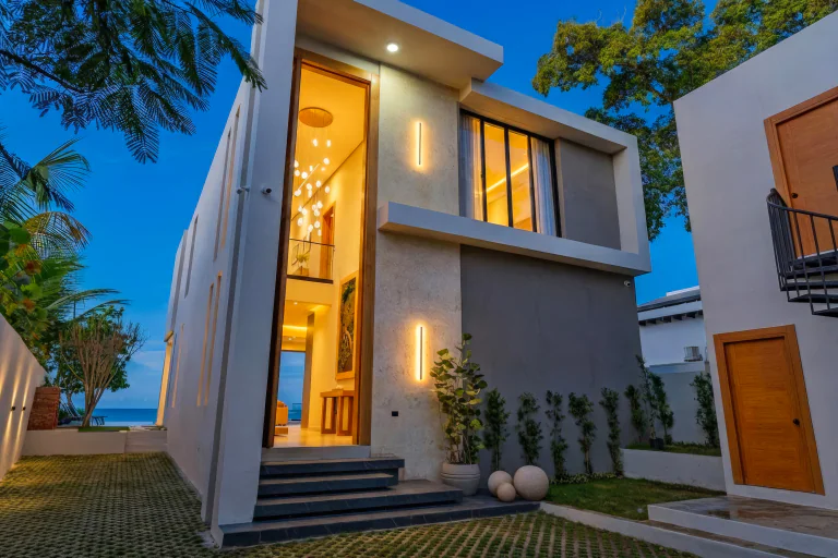 Luxury villa and beachfront cinematography